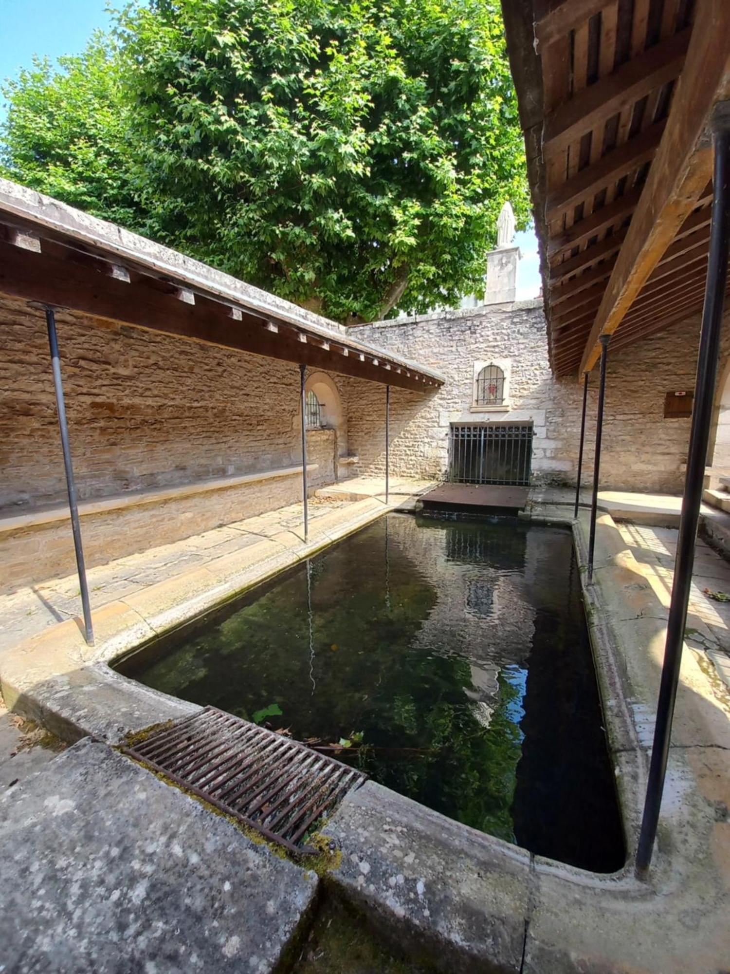 Aupres Du Lavoir Remigny Eksteriør bilde